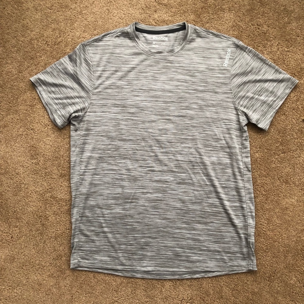 Reebok men’s medium light gray dry fit shirt